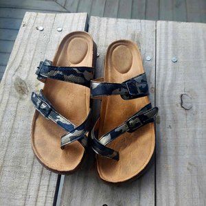 Camo Sandals Sz 9